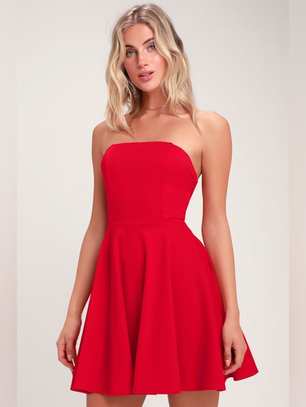 Lulus About a Twirl Red Strapless Skater Dress Size Medium NWT